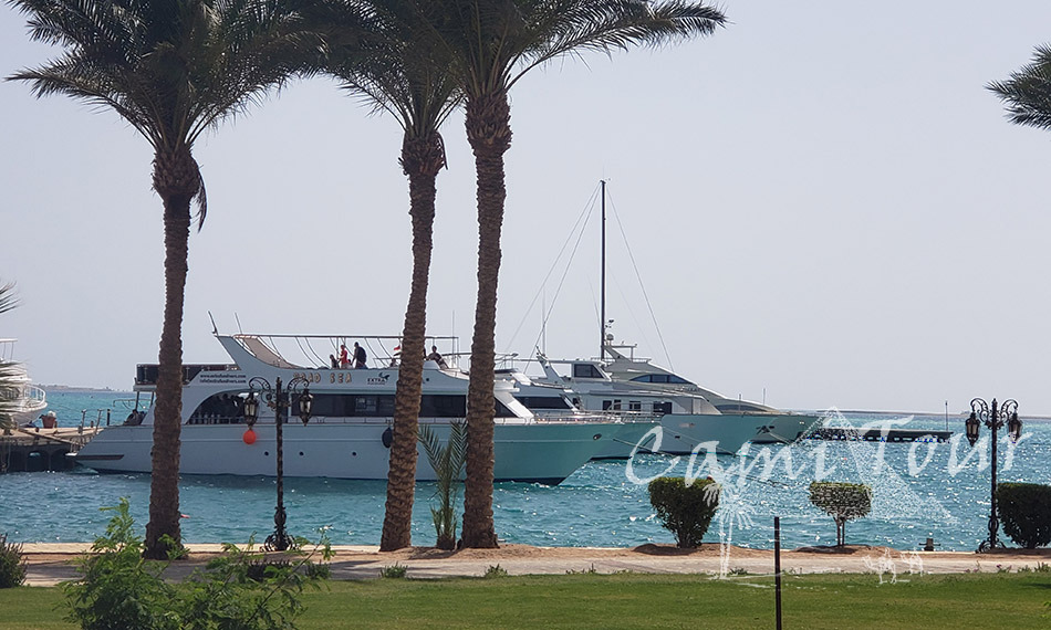 Yacht-charter-in-Hurghada